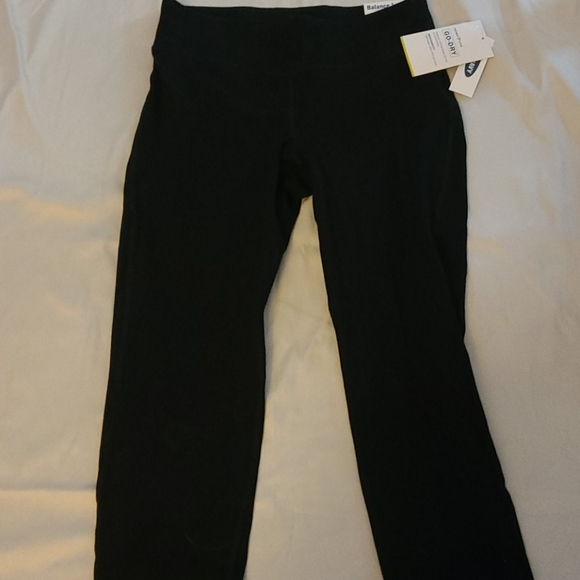 Old Navy Other - NWT Old Navy Girls Active Wear Leggings Go Dry